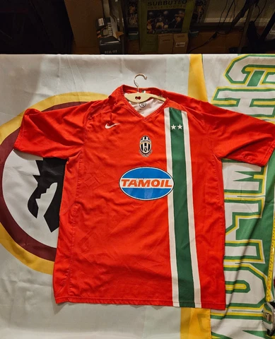 Juventus Jerseys thumbnail