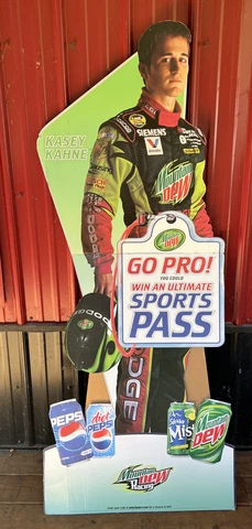 Kasey Kahne Posters thumbnail
