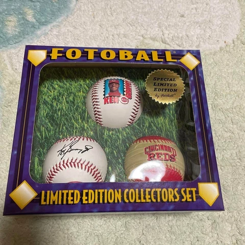 Ken Griffey Jr Balls thumbnail