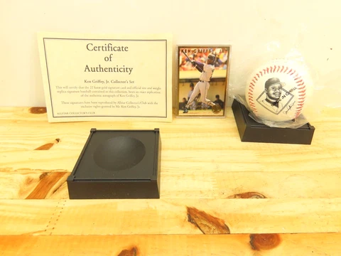 Ken Griffey Jr Balls thumbnail