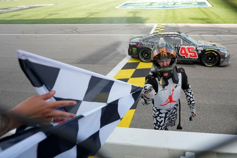 Kurt Busch Postcards thumbnail