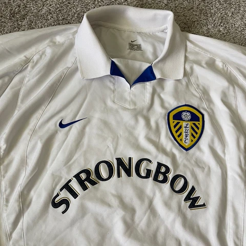 Leeds United Jerseys thumbnail