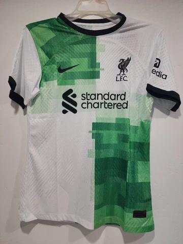 Liverpool Jerseys thumbnail