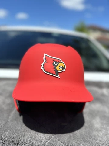 Louisville Cardinals Helmets thumbnail
