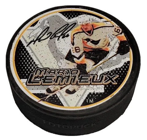 Mario Lemieux Pucks thumbnail