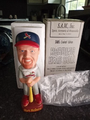 Mark McGwire Bobbleheads thumbnail