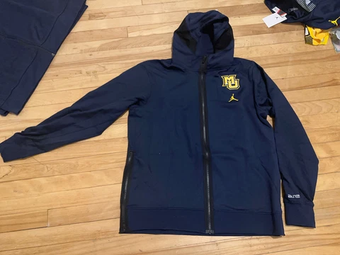 Marquette Golden Eagles Jackets thumbnail