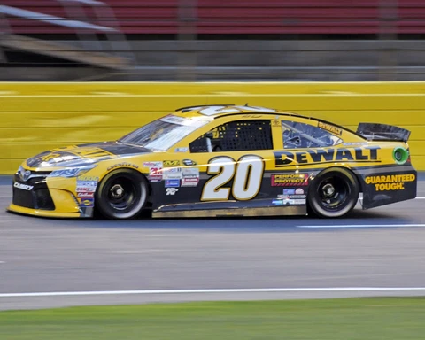 Matt Kenseth Posters thumbnail