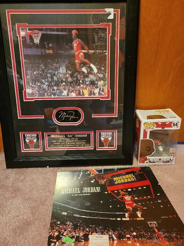 Michael Jordan Plaques
