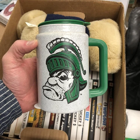 Michigan State Spartans Mugs thumbnail