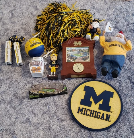 Michigan Wolverines Bobbleheads thumbnail