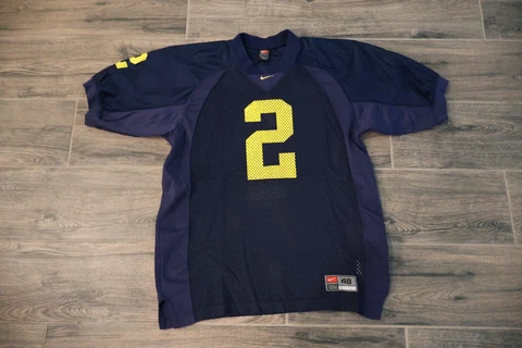 Michigan Wolverines Jerseys thumbnail