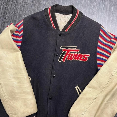 Minnesota Twins Jackets thumbnail