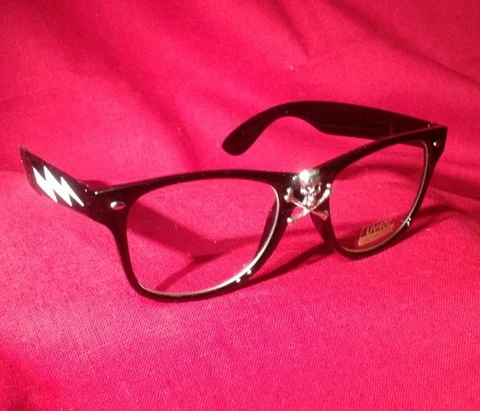 MLB Fan Glasses thumbnail