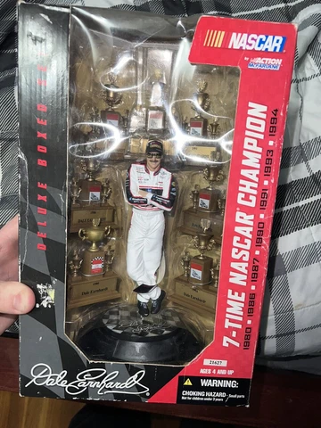 NASCAR Fan Action Figures thumbnail