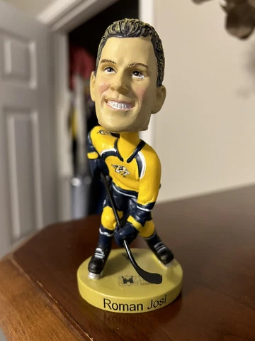Nashville Predators Bobbleheads thumbnail