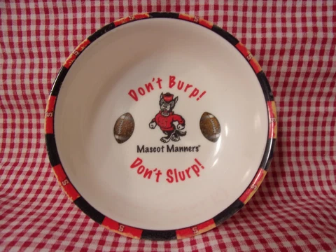 NC State Wolfpack Mascots thumbnail