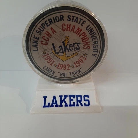 NCAA Fan Pucks thumbnail