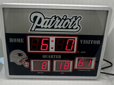 New England Patriots Clocks thumbnail