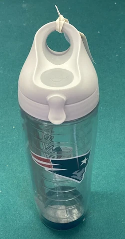New England Patriots Water Bottles thumbnail