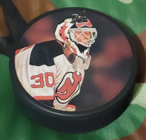 New Jersey Devils Pucks thumbnail
