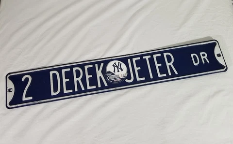 New York Yankees Magnets thumbnail