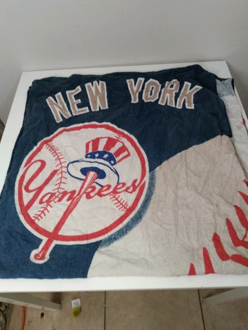 New York Yankees Towels thumbnail
