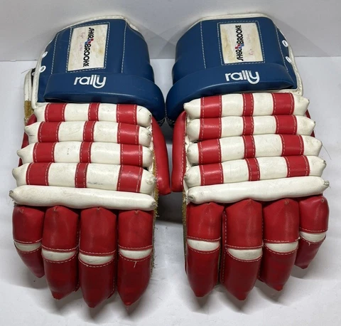 NHL Fan Gloves thumbnail