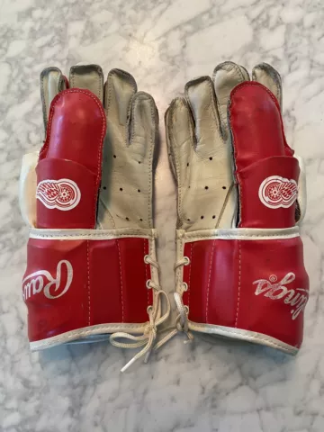 NHL Fan Gloves thumbnail