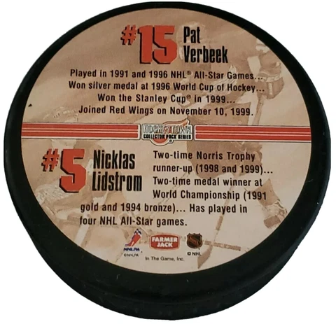 Nicklas Lidstrom Pucks thumbnail