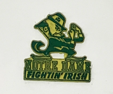 Notre Dame Fighting Irish Magnets thumbnail