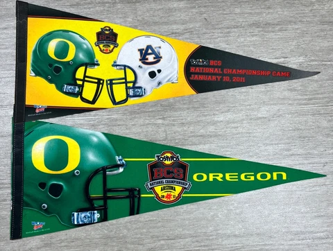 Oregon Ducks Pennants thumbnail