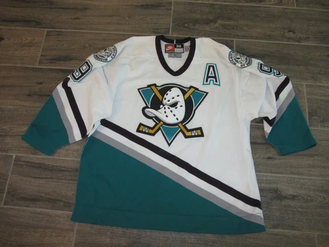 Paul Kariya Jerseys thumbnail