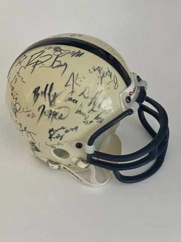 Penn State Nittany Lions Helmets thumbnail