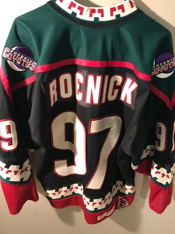 Phoenix Coyotes Jerseys thumbnail