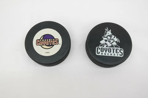 Phoenix Coyotes Pucks thumbnail