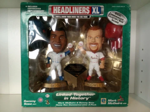 Sammy Sosa Action Figures thumbnail