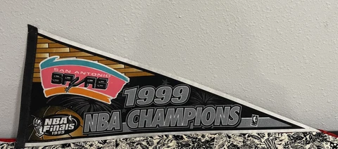 San Antonio Spurs Pennants thumbnail
