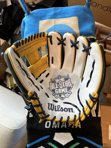 San Diego Padres Gloves thumbnail