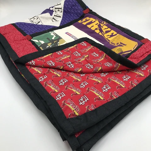 St. Louis Cardinals Blankets thumbnail