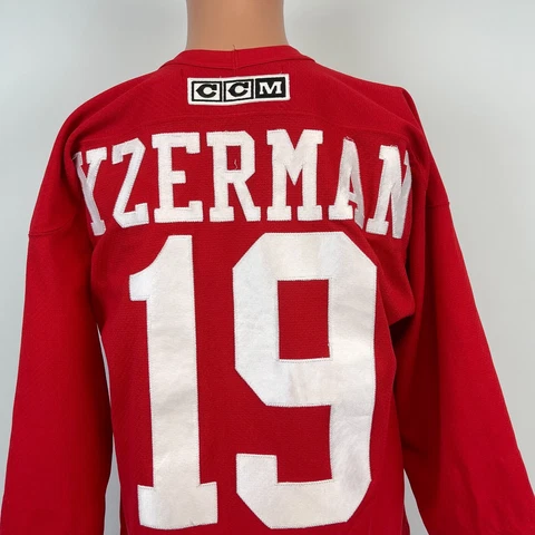 Steve Yzerman Jerseys thumbnail