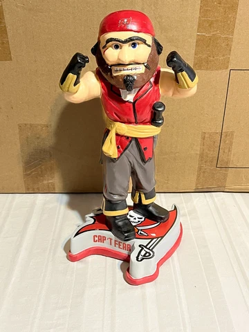 Tampa Bay Buccaneers Mascots