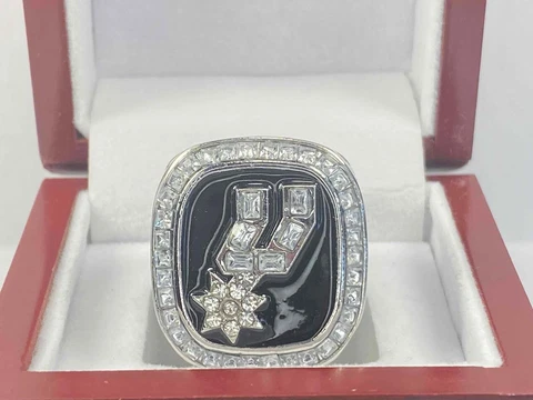 Tim Duncan Rings thumbnail