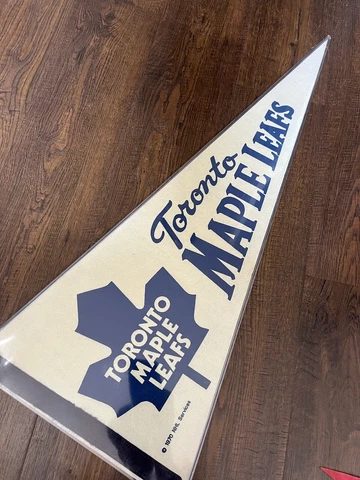 Toronto Maple Leafs Pennants thumbnail