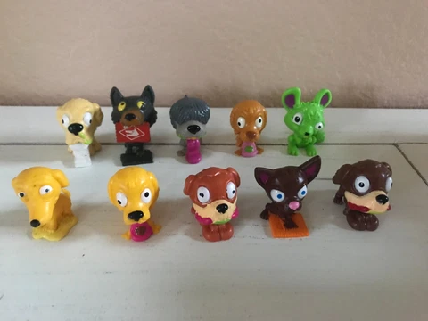 Ugglys Pet Shop Action Figures