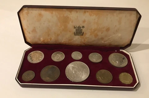 UK Proof Coin Sets thumbnail