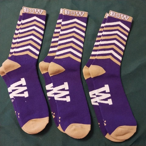 Washington Huskies Socks thumbnail