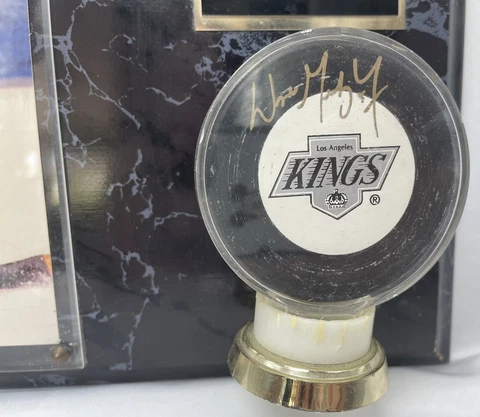 Wayne Gretzky Plaques