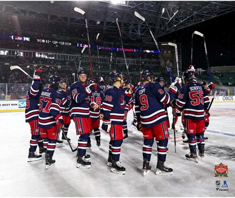 Winnipeg Jets Posters thumbnail